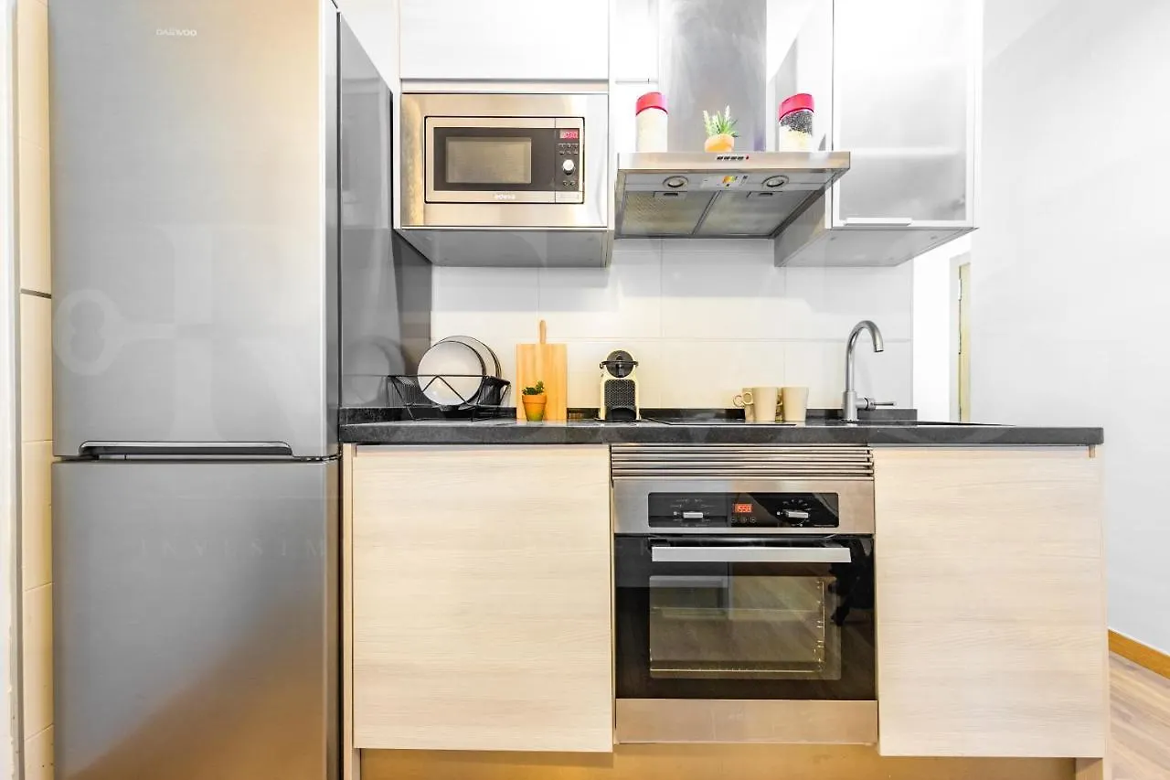 Cozy Flat With Common Pool & Parking - Center By Rems Appartement Málaga