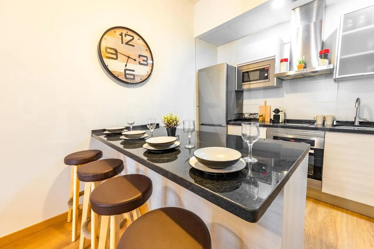 Cozy Flat With Common Pool & Parking - Center By Rems Appartement Málaga