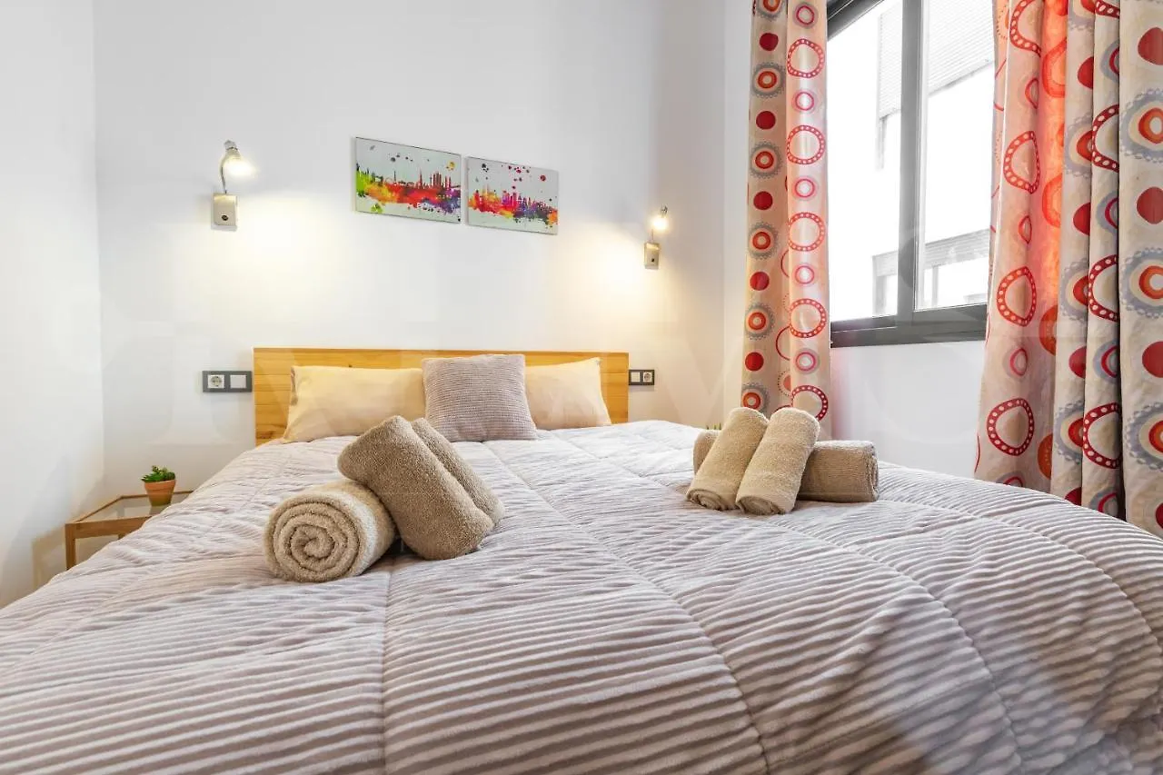 말라가 Cozy Flat With Common Pool & Parking - Center By Rems 아파트