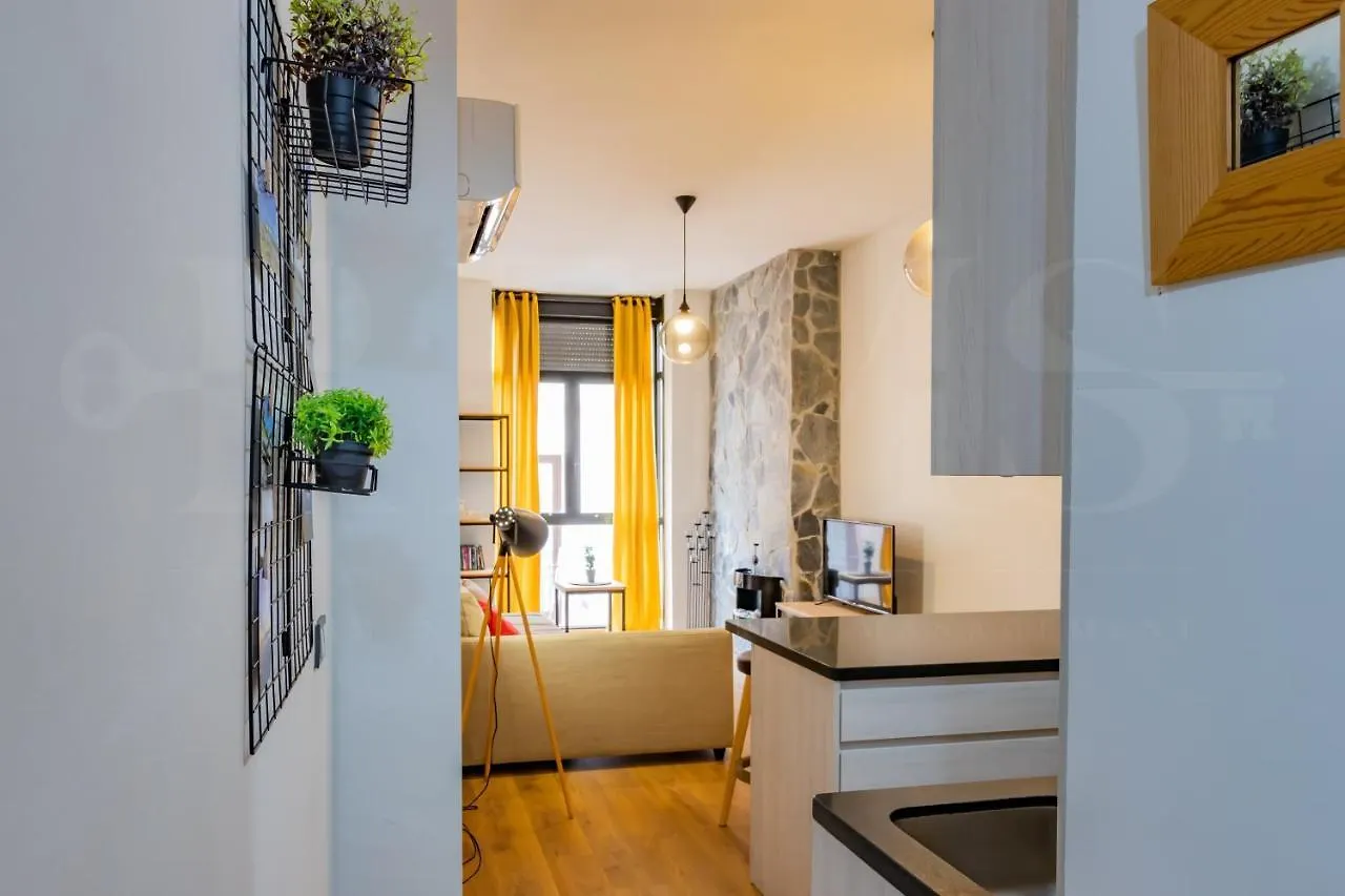 Cozy Flat With Common Pool & Parking - Center By Rems Appartement Málaga